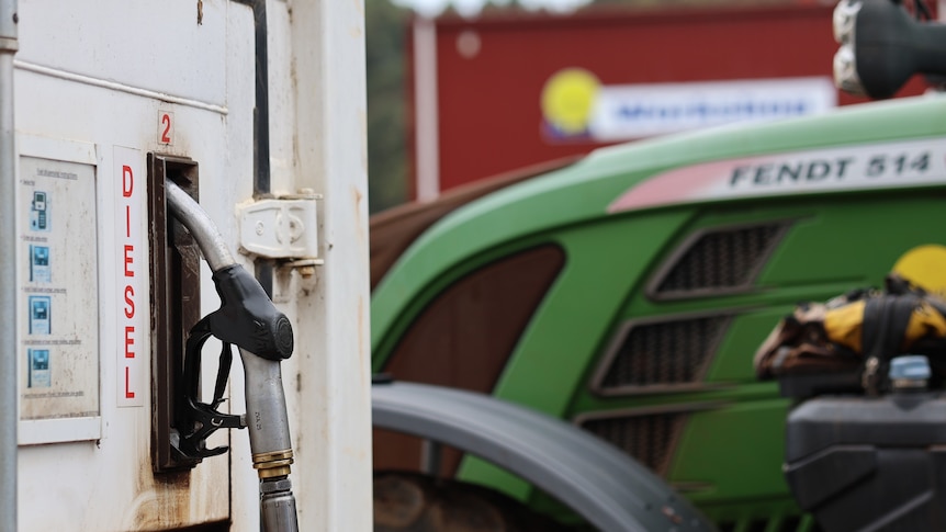 As fuel costs escalate again, regional Australia is hurting