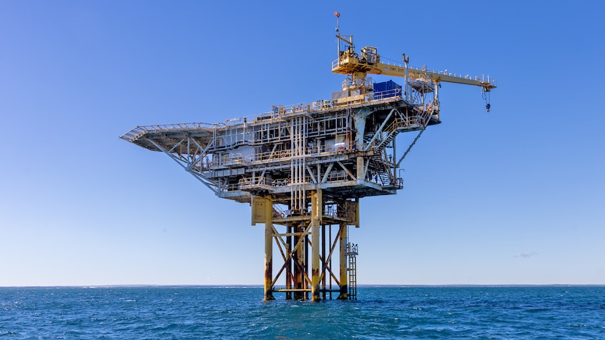 Commonwealth to foot bill for maintenance, safety of abandoned WA oil platform
