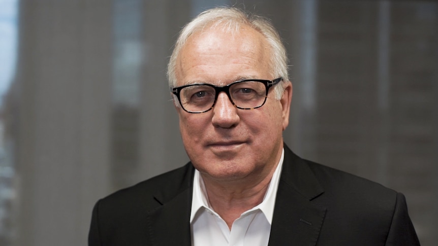 Finance presenter Alan Kohler retiring after three decades at ABC