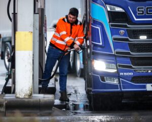 Price of diesel on UK forecourts reaches all-time high