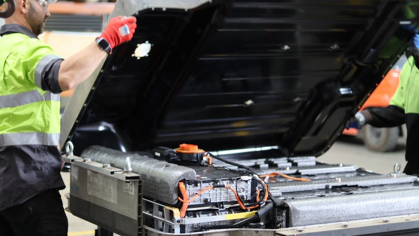 Recycling industry needs to prepare for influx of EV waste, experts say