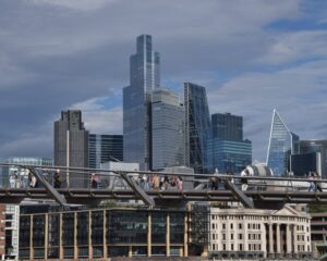 UK 30-year borrowing costs hit 6%, highest since 1998, as government bond sell-off intensifies – business live